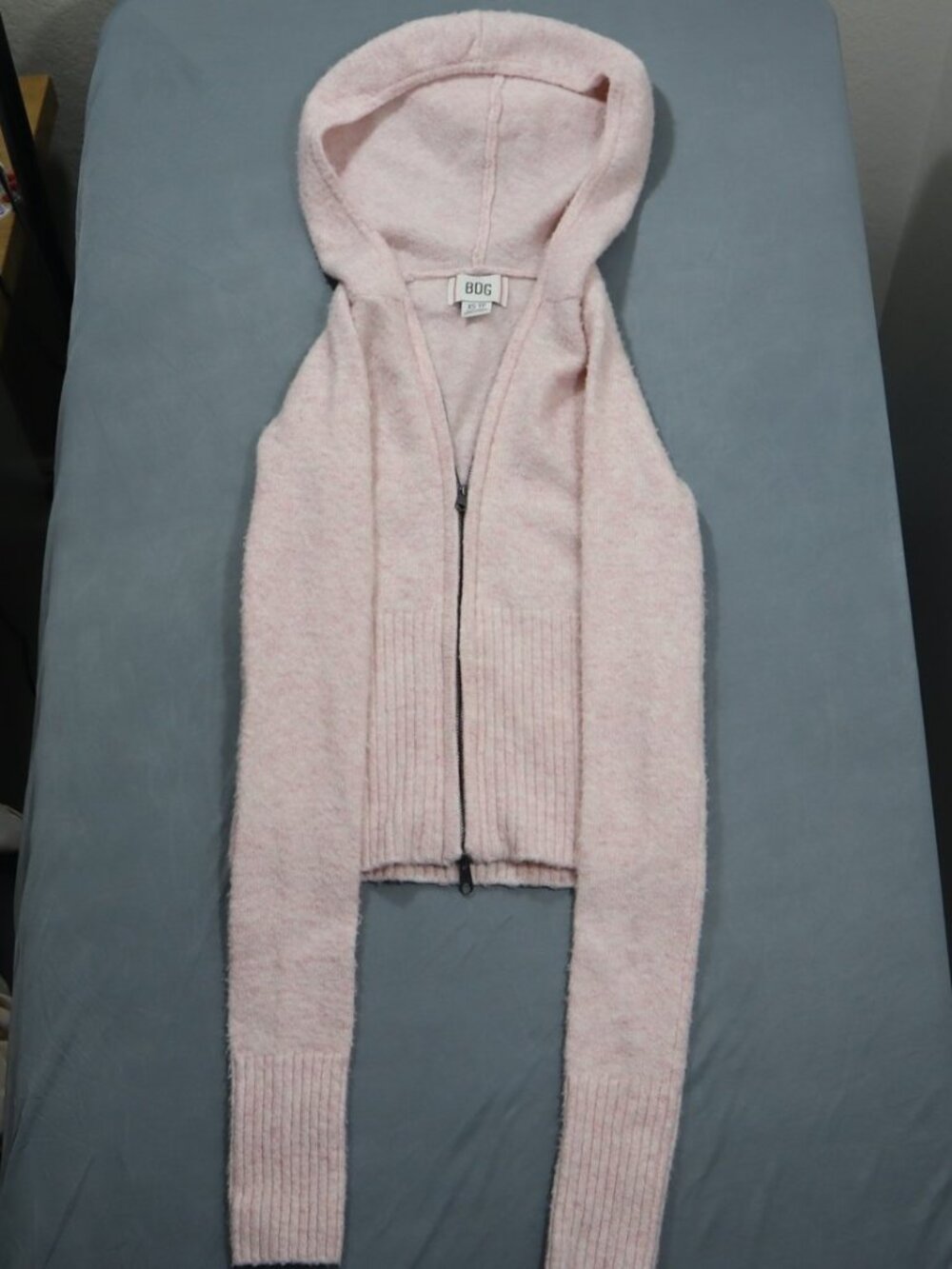 BDG Cropped Zip Up Knit Hoodie Sweater XS Pink Hooded Cardigan Y2K